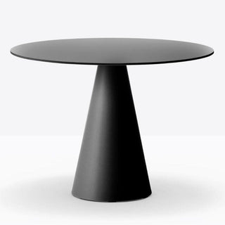 Pedrali Ikon 866 table with fenix top diam.90 cm. Buy now on Shopdecor